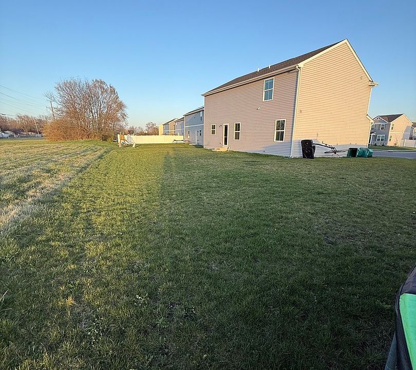 2nd image of 311 Fir Ln