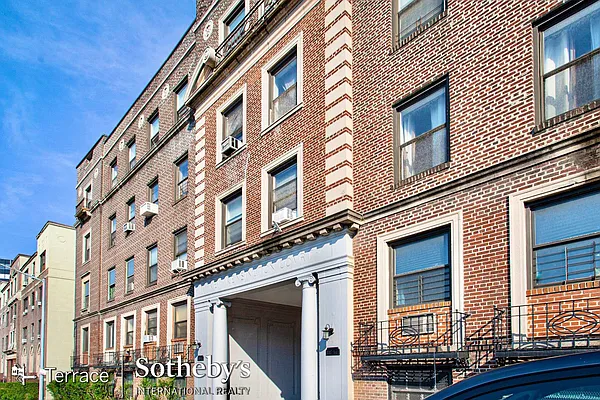 Rented by Terrace Sotheby's International Realty | media 2