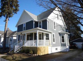 1608 Saint Clair River Dr, Algonac, MI