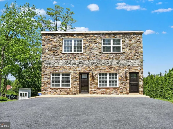 2712 Locust Ln, Harrisburg, PA 17109