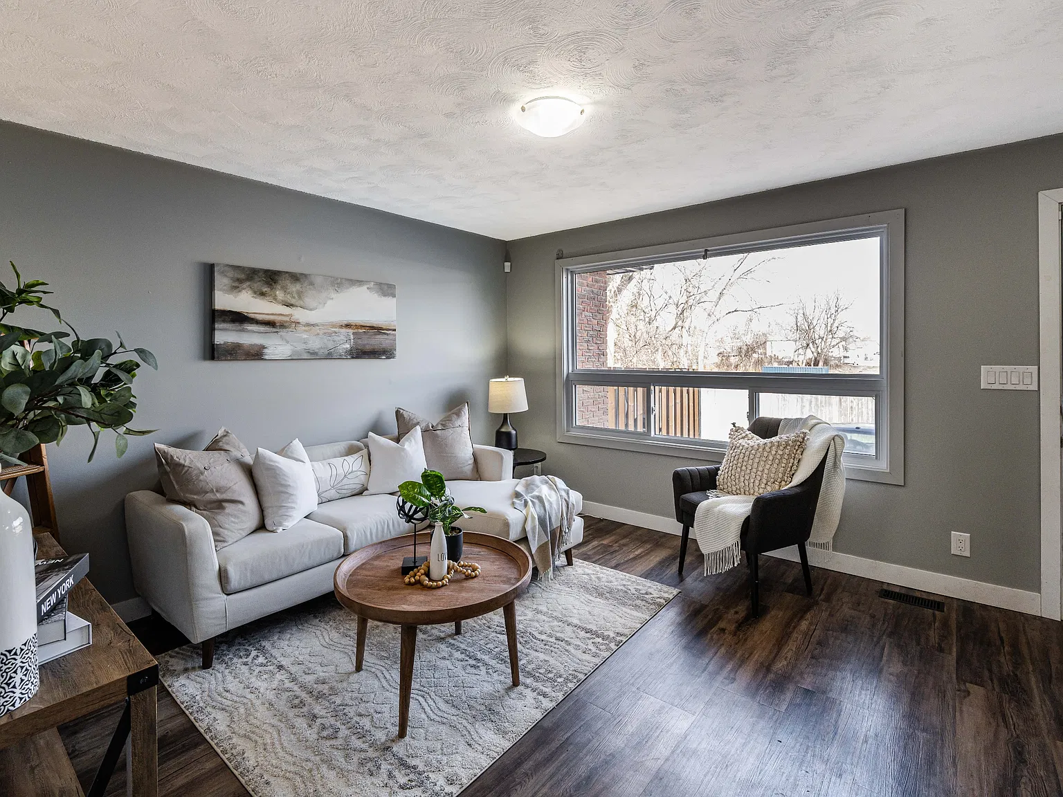 2 bed, 1.5 bath, $1,600 — Photo 4