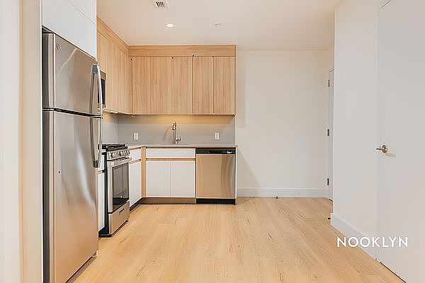 1st image of 378 Weirfield St #407