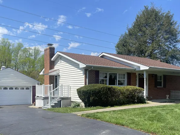 1204 Hillsboro Ct, Fallston, MD 21047