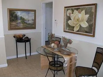 204 Hewitt photo 1