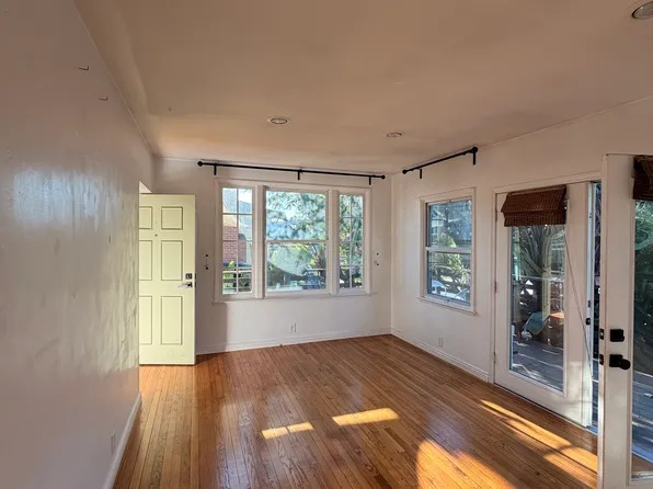 6632 W 87th St, Los Angeles, CA 90045