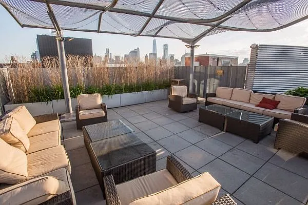 Rented by Manhattan Skyline | media 2