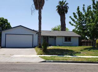 1539 Oriole St, Hanford, CA 93230
