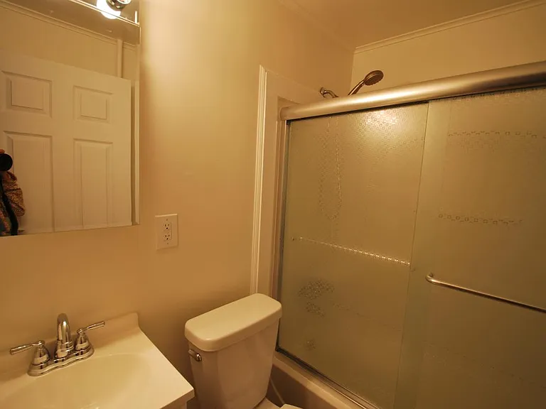 144 Main St #3 — Photo 8