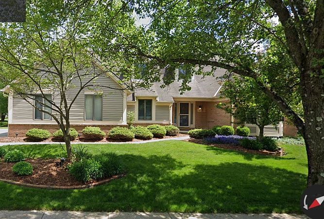 1st image of 50 Mackenzie Dr