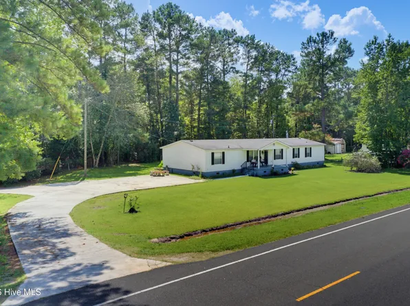 3428 Sam Potts Highway, Hallsboro, NC 28442