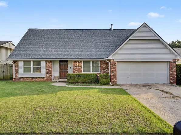 10904 E 26th St, Tulsa, OK 74129