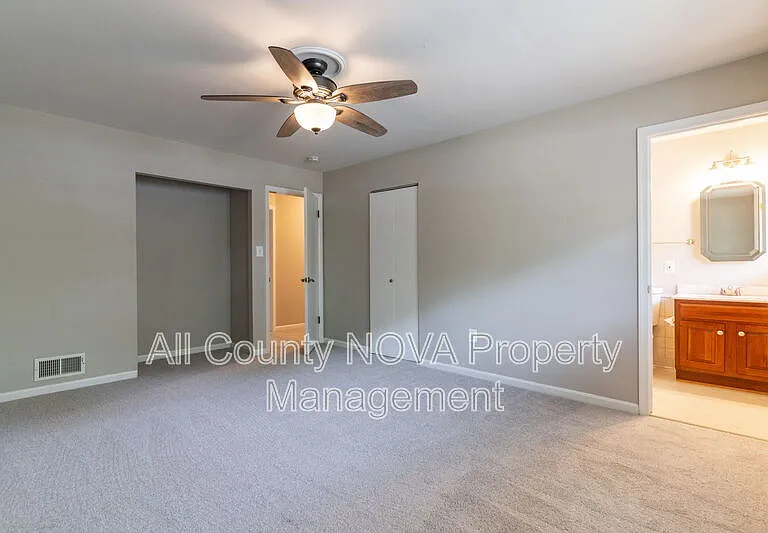 4126 Lenox Dr — Photo 30