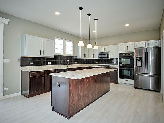 3rd image of 34264 N Haverton Dr