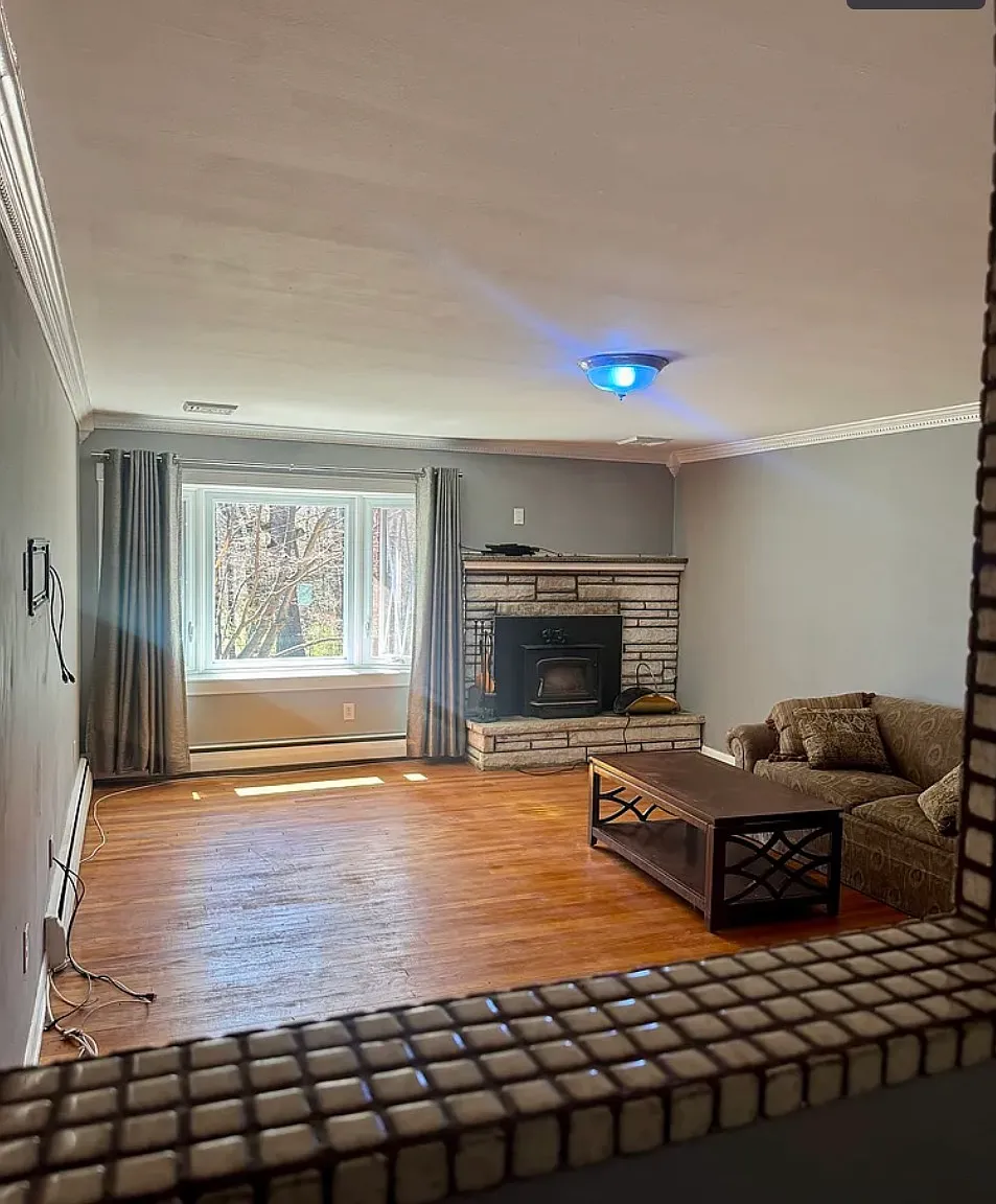 3 bed, 1000 sqft, $3,400 — Photo 4