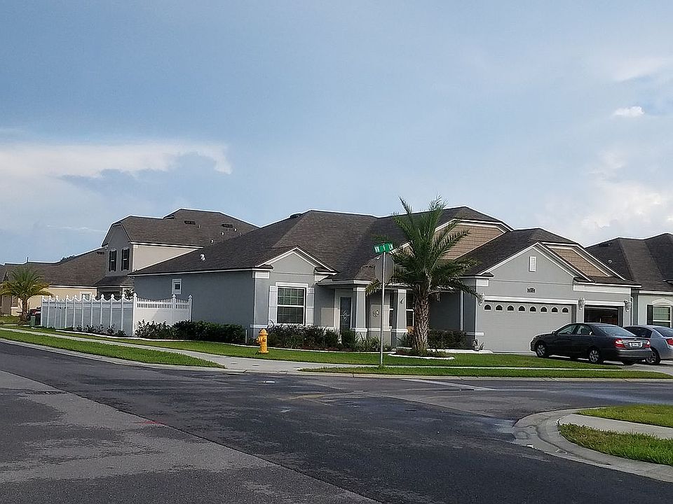 2nd image of 945 NW 251st Dr