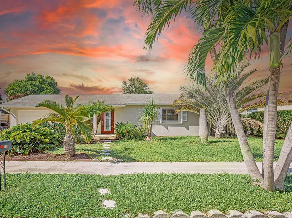 1750 16th Ave N, Lake Worth, FL 33460
