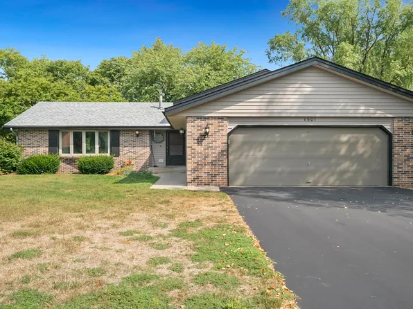 1301 Armstrong Ave, Rockton, IL 61072