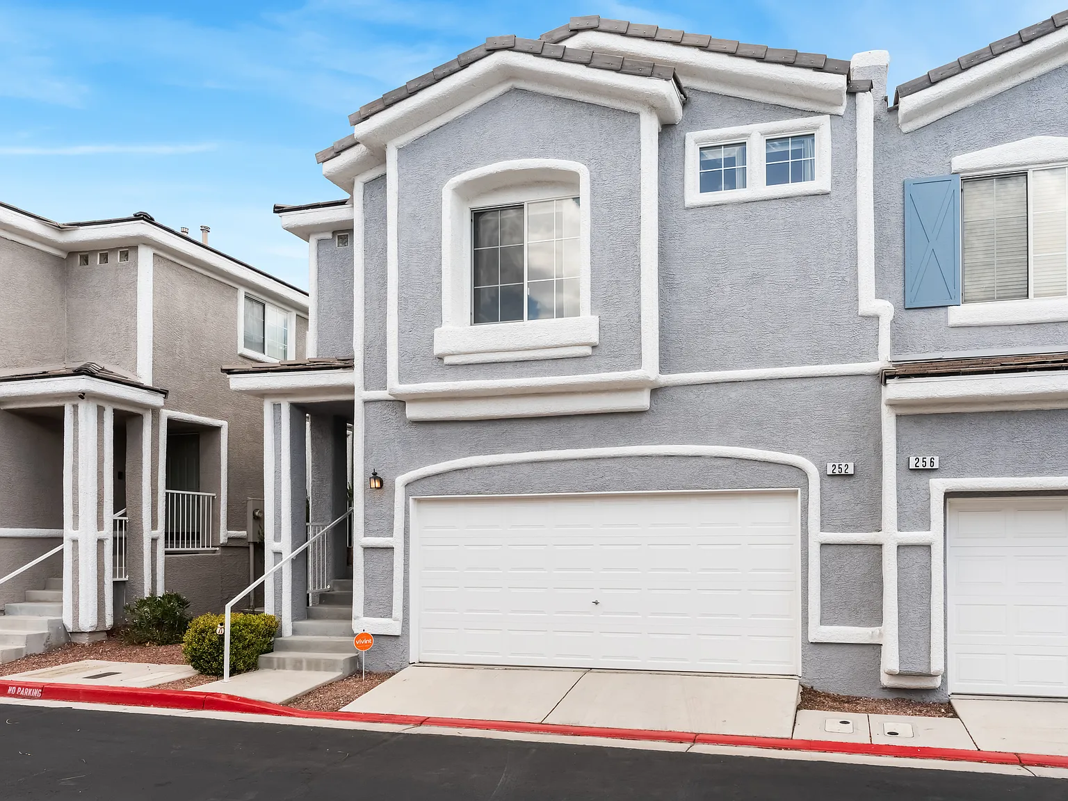 2 bed, 1744 sqft, $2,300 — Photo 3