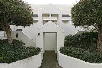 :: 1980 Sutter St. #317