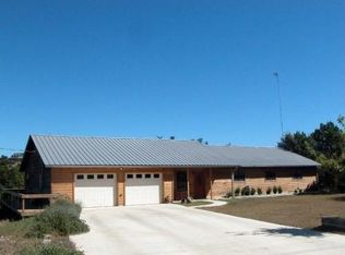 460 Pioneer Trl, Dripping Springs, TX 78620