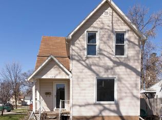 324 Walnut St, Grand Forks, ND 58201