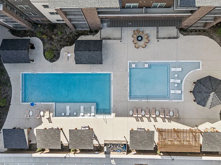 Wildwood Luxury Urban Homes — Photo 45