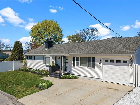 3rd image of 209 Nemasket St