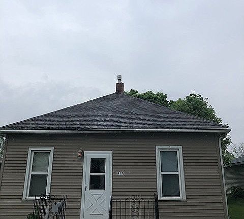 2nd image of 417 E 1st St