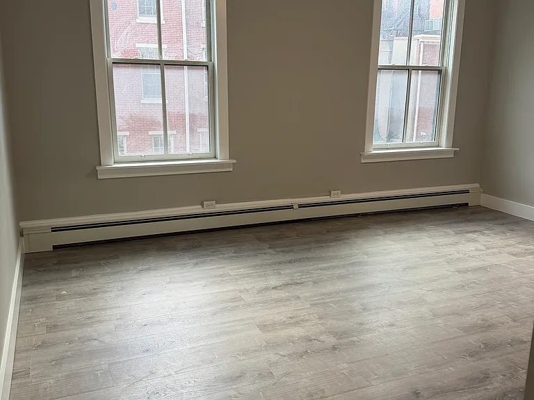 309 S 16th St #2F — Photo 8
