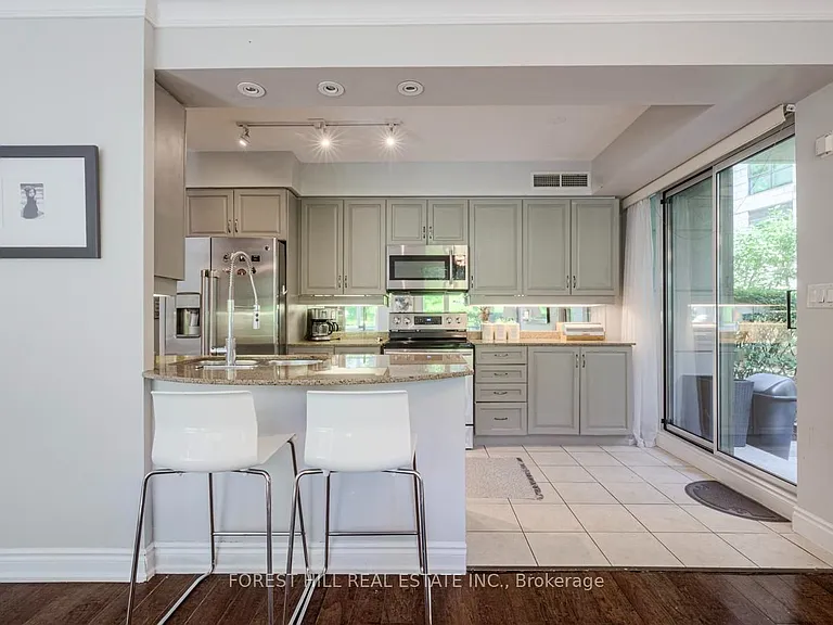 38 William Carson Cres #114 — Photo 18