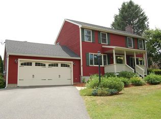 81 Old Ferry Rd, Haverhill, MA 01830