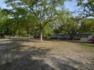 99 Catfish Landing Cir, Bonneau, SC 29431