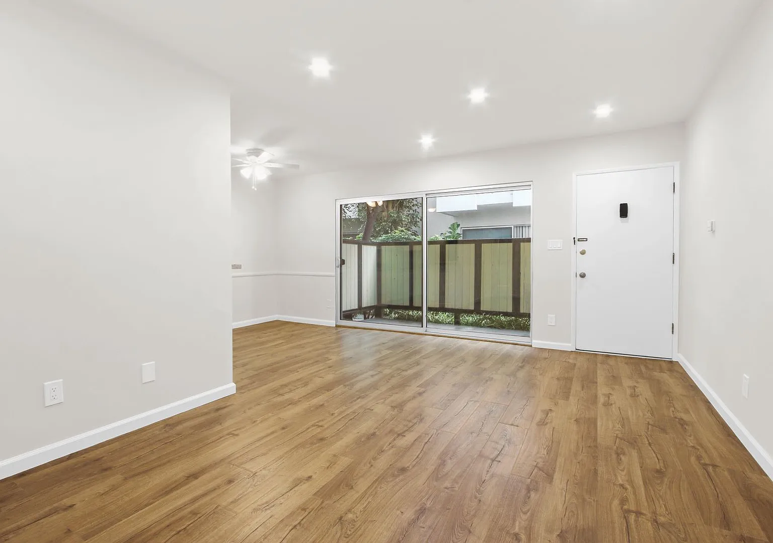 918 4th Street in Santa Monica - steps to Montana Ave! — Photo 4