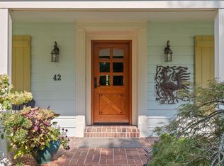 42 Daryl Ln, Saint Louis, MO