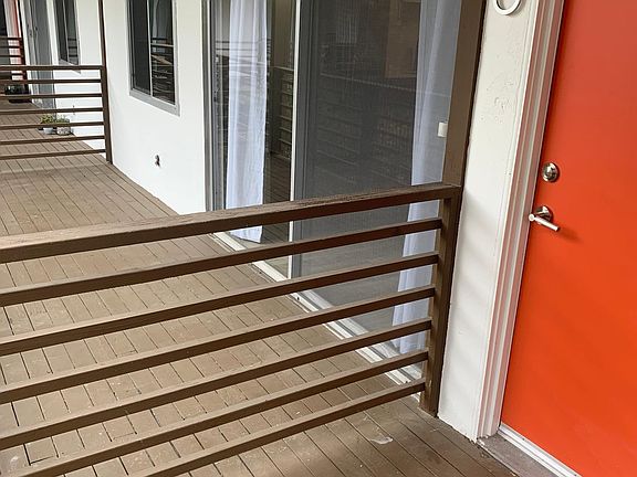 4th image of 1770 Evergreen St APT 6