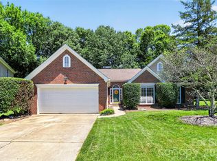 11542 Laurel View Dr, Charlotte, NC 28273