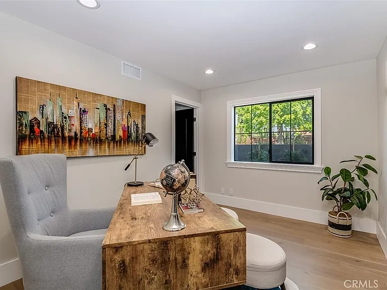 14803 Otsego St — Photo 16