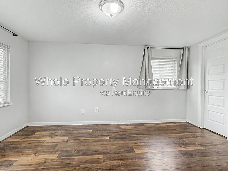 2991 Hudson St — Photo 13
