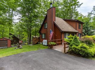1119 Lakeland Dr, Lake Ariel, PA