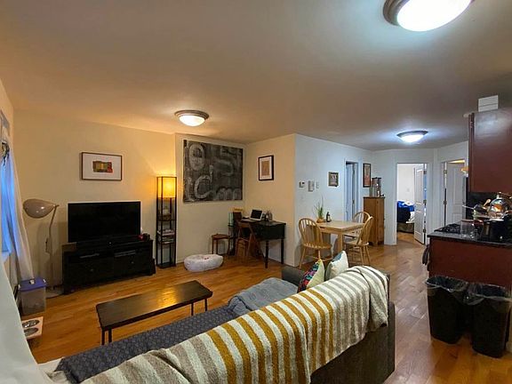 3rd image of 49 Vernon Ave #1