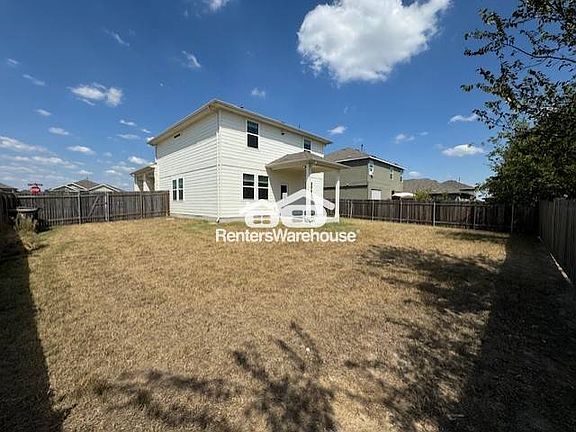 5th image of 211 Silver Glen Dr
