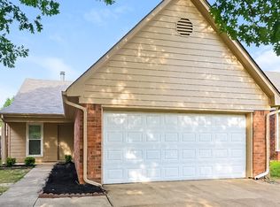 5621 April Dr, Southaven, MS 38671