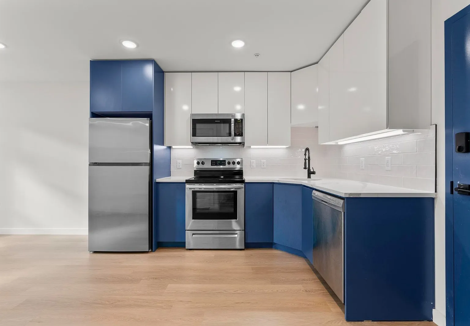 1 bed, $1,800 — Photo 2
