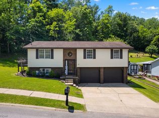 130 Wakefield Dr, Washington, WV 26181