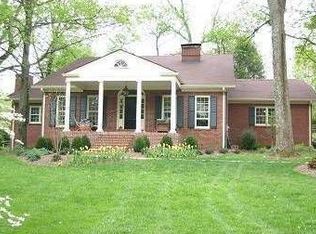 11608 Owl Creek Ln, Anchorage, KY 40223