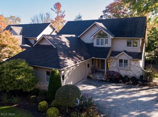 1971 Waters Edge Dr, Westlake, OH 44145