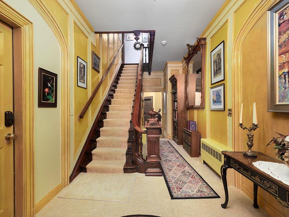 Entry Foyer