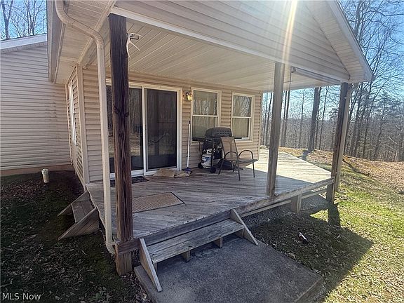 2nd image of 1137 Cain Rd