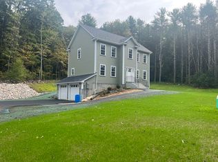 122 Town Farm Rd, Barre, MA 01005