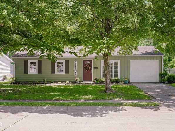 2817 Streamside Dr, Columbus, IN 47203